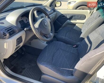 Серый Рено Clio Symbol, объемом двигателя 1.4 л и пробегом 177 тыс. км за 3100 $, фото 10 на Automoto.ua