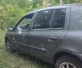 Серый Рено Clio Symbol, объемом двигателя 1.39 л и пробегом 300 тыс. км за 2800 $, фото 14 на Automoto.ua
