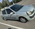 Серый Рено Clio Symbol, объемом двигателя 1.4 л и пробегом 295 тыс. км за 3000 $, фото 3 на Automoto.ua