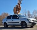Серый Рено Clio Symbol, объемом двигателя 1.4 л и пробегом 326 тыс. км за 2500 $, фото 1 на Automoto.ua