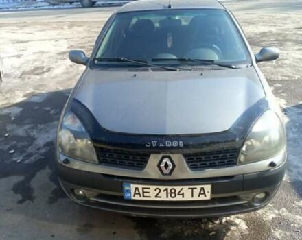Серый Рено Clio Symbol, объемом двигателя 1.39 л и пробегом 350 тыс. км за 2999 $, фото 2 на Automoto.ua