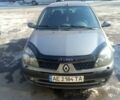 Серый Рено Clio Symbol, объемом двигателя 1.39 л и пробегом 350 тыс. км за 2999 $, фото 2 на Automoto.ua