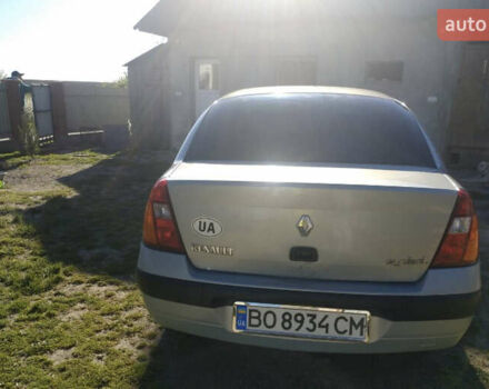 Серый Рено Clio Symbol, объемом двигателя 1.4 л и пробегом 300 тыс. км за 2600 $, фото 8 на Automoto.ua