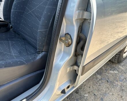 Серый Рено Clio Symbol, объемом двигателя 1.4 л и пробегом 125 тыс. км за 3500 $, фото 5 на Automoto.ua