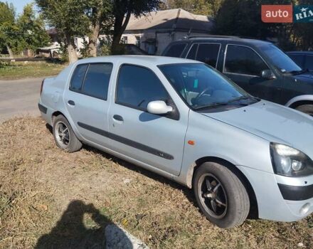 Серый Рено Clio Symbol, объемом двигателя 1.39 л и пробегом 290 тыс. км за 3000 $, фото 2 на Automoto.ua