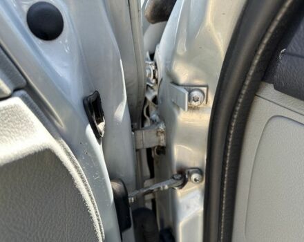 Серый Рено Clio Symbol, объемом двигателя 1.4 л и пробегом 125 тыс. км за 3500 $, фото 11 на Automoto.ua