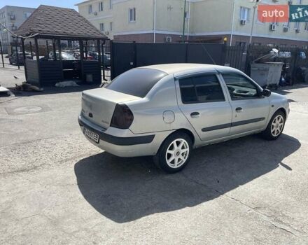 Серый Рено Clio Symbol, объемом двигателя 1.39 л и пробегом 329 тыс. км за 3100 $, фото 9 на Automoto.ua