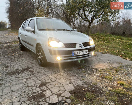 Серый Рено Clio Symbol, объемом двигателя 1.39 л и пробегом 280 тыс. км за 2650 $, фото 6 на Automoto.ua