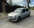 Серый Рено Clio Symbol, объемом двигателя 1.4 л и пробегом 350 тыс. км за 2812 $, фото 1 на Automoto.ua