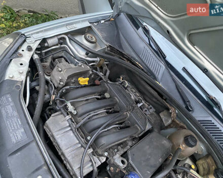 Серый Рено Clio Symbol, объемом двигателя 1.39 л и пробегом 280 тыс. км за 2650 $, фото 13 на Automoto.ua