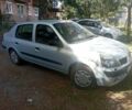 Рено Clio Symbol 2004 в Гребенке на Automoto.ua Серый Рено Clio Symbol, объемом двигателя 1.4 л и пробегом 189 тыс. км за 2850 $, фото 1 на Automoto.ua
