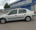 Серый Рено Clio Symbol, объемом двигателя 1.4 л и пробегом 215 тыс. км за 3600 $, фото 5 на Automoto.ua