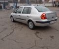 Серый Рено Clio Symbol, объемом двигателя 1.4 л и пробегом 220 тыс. км за 3700 $, фото 3 на Automoto.ua