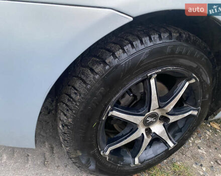 Серый Рено Clio Symbol, объемом двигателя 1.39 л и пробегом 280 тыс. км за 2650 $, фото 8 на Automoto.ua