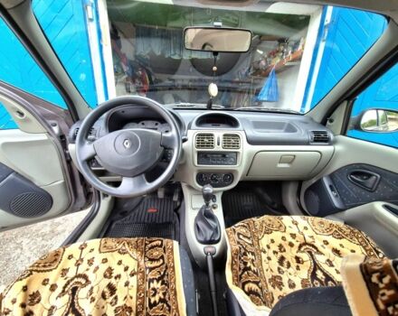 Серый Рено Clio Symbol, объемом двигателя 1.4 л и пробегом 101 тыс. км за 3800 $, фото 11 на Automoto.ua
