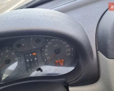 Серый Рено Clio Symbol, объемом двигателя 1.39 л и пробегом 148 тыс. км за 3500 $, фото 2 на Automoto.ua