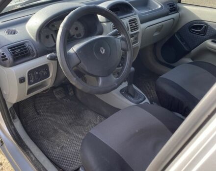 Серый Рено Clio Symbol, объемом двигателя 1.4 л и пробегом 130 тыс. км за 4300 $, фото 6 на Automoto.ua