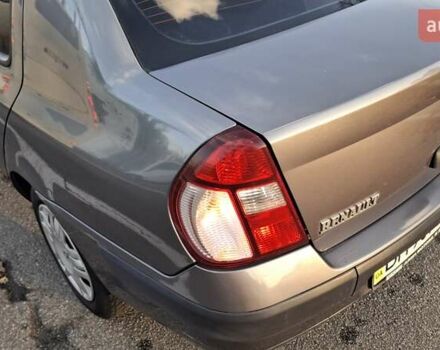 Серый Рено Clio Symbol, объемом двигателя 1.39 л и пробегом 148 тыс. км за 3500 $, фото 8 на Automoto.ua