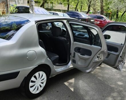 Серый Рено Clio Symbol, объемом двигателя 1.4 л и пробегом 219 тыс. км за 3700 $, фото 14 на Automoto.ua