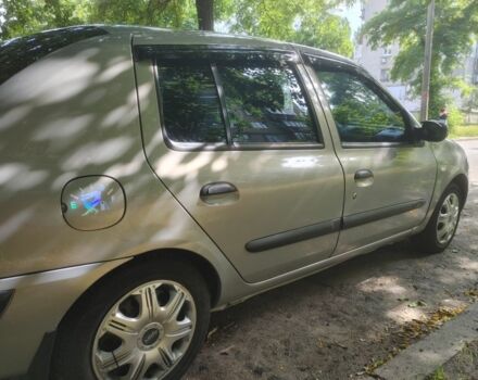 Серый Рено Clio Symbol, объемом двигателя 1.4 л и пробегом 219 тыс. км за 3116 $, фото 3 на Automoto.ua