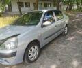 Серый Рено Clio Symbol, объемом двигателя 1.4 л и пробегом 219 тыс. км за 3116 $, фото 2 на Automoto.ua