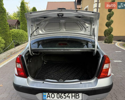 Рено Clio Symbol 2005 в Косове на Automoto.ua Серый Рено Clio Symbol, объемом двигателя 1.4 л и пробегом 207 тыс. км за 3250 $, фото 22 на Automoto.ua