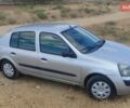 Серый Рено Clio Symbol, объемом двигателя 1.39 л и пробегом 217 тыс. км за 3100 $, фото 2 на Automoto.ua