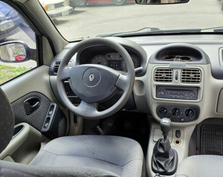 Серый Рено Clio Symbol, объемом двигателя 1.4 л и пробегом 219 тыс. км за 3700 $, фото 13 на Automoto.ua