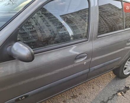 Серый Рено Clio Symbol, объемом двигателя 1.39 л и пробегом 148 тыс. км за 3500 $, фото 14 на Automoto.ua