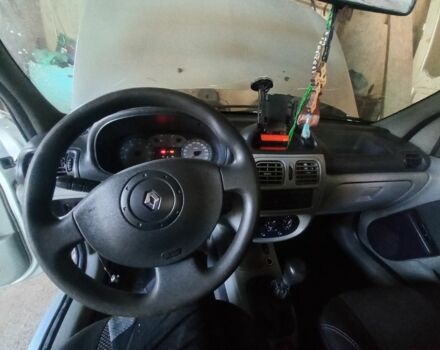 Серый Рено Clio Symbol, объемом двигателя 1.4 л и пробегом 279 тыс. км за 1300 $, фото 5 на Automoto.ua