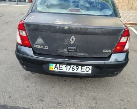 Серый Рено Clio Symbol, объемом двигателя 1.4 л и пробегом 210 тыс. км за 92000 $, фото 3 на Automoto.ua