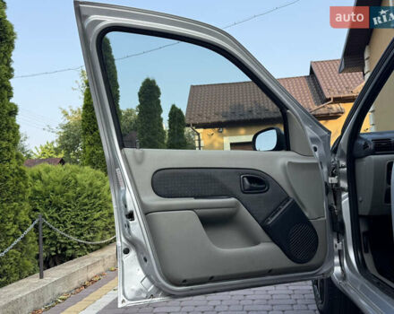 Серый Рено Clio Symbol, объемом двигателя 1.4 л и пробегом 207 тыс. км за 3250 $, фото 13 на Automoto.ua
