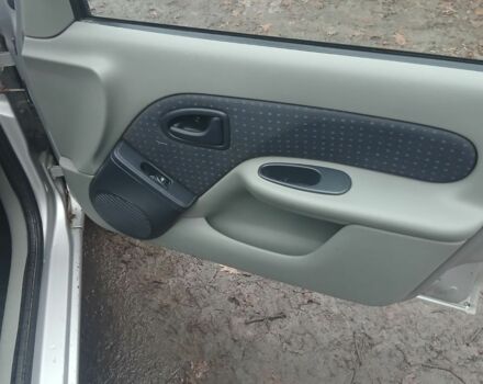 Серый Рено Clio Symbol, объемом двигателя 1.4 л и пробегом 110 тыс. км за 2850 $, фото 7 на Automoto.ua