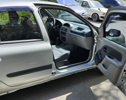 Серый Рено Clio Symbol, объемом двигателя 1.4 л и пробегом 219 тыс. км за 3700 $, фото 19 на Automoto.ua