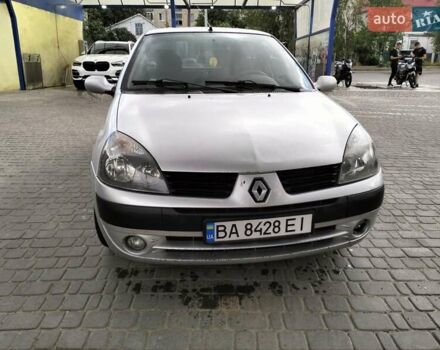 Серый Рено Clio Symbol, объемом двигателя 1.39 л и пробегом 311 тыс. км за 2800 $, фото 1 на Automoto.ua