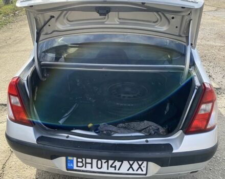 Серый Рено Clio Symbol, объемом двигателя 1.4 л и пробегом 130 тыс. км за 4300 $, фото 5 на Automoto.ua