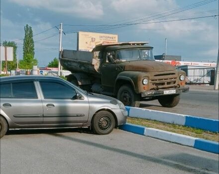 Сірий Рено Clio Symbol, об'ємом двигуна 1.4 л та пробігом 306 тис. км за 2700 $, фото 5 на Automoto.ua