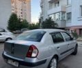 Сірий Рено Clio Symbol, об'ємом двигуна 1.39 л та пробігом 430 тис. км за 2600 $, фото 1 на Automoto.ua