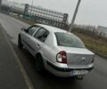 Сірий Рено Clio Symbol, об'ємом двигуна 1.4 л та пробігом 222 тис. км за 2750 $, фото 3 на Automoto.ua