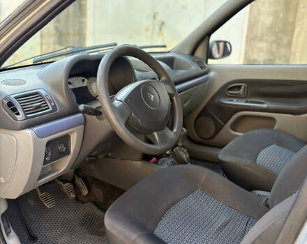 Сірий Рено Clio Symbol, об'ємом двигуна 1.39 л та пробігом 265 тис. км за 3500 $, фото 7 на Automoto.ua
