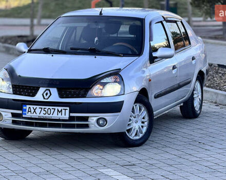Серый Рено Clio Symbol, объемом двигателя 1.4 л и пробегом 225 тыс. км за 2950 $, фото 3 на Automoto.ua