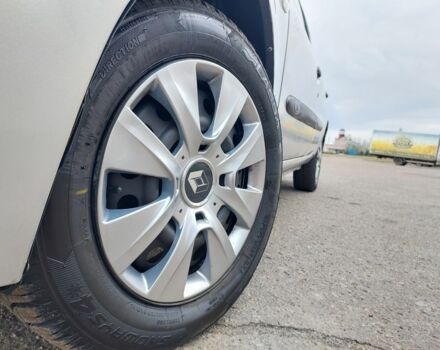 Серый Рено Clio Symbol, объемом двигателя 1.4 л и пробегом 283 тыс. км за 3300 $, фото 10 на Automoto.ua