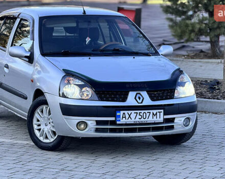 Серый Рено Clio Symbol, объемом двигателя 1.4 л и пробегом 225 тыс. км за 2950 $, фото 2 на Automoto.ua
