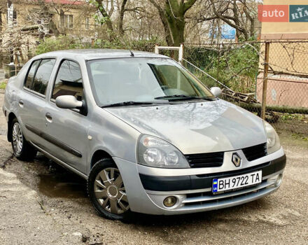 Серый Рено Clio Symbol, объемом двигателя 1.39 л и пробегом 163 тыс. км за 3400 $, фото 12 на Automoto.ua