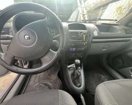 Рено Clio Symbol 2006 в Павлограде на Automoto.ua Серый Рено Clio Symbol, объемом двигателя 1.4 л и пробегом 136 тыс. км за 3400 $, фото 3 на Automoto.ua