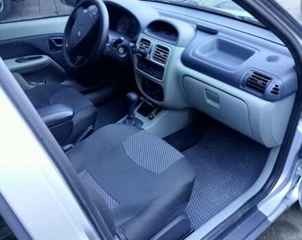 Сірий Рено Clio Symbol, об'ємом двигуна 1.4 л та пробігом 54 тис. км за 5600 $, фото 7 на Automoto.ua