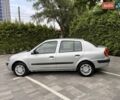 Серый Рено Clio Symbol, объемом двигателя 1.4 л и пробегом 51 тыс. км за 5250 $, фото 10 на Automoto.ua