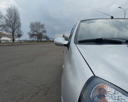 Серый Рено Clio Symbol, объемом двигателя 1.4 л и пробегом 283 тыс. км за 3300 $, фото 6 на Automoto.ua