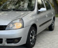 Серый Рено Clio Symbol, объемом двигателя 1.4 л и пробегом 267 тыс. км за 2950 $, фото 2 на Automoto.ua