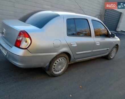 Серый Рено Clio Symbol, объемом двигателя 1.4 л и пробегом 237 тыс. км за 2950 $, фото 1 на Automoto.ua